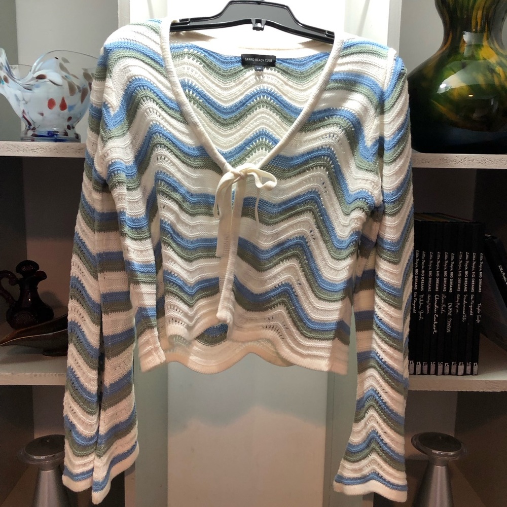Grand Beach Club Blue and Cream Knit shrug - Sweater